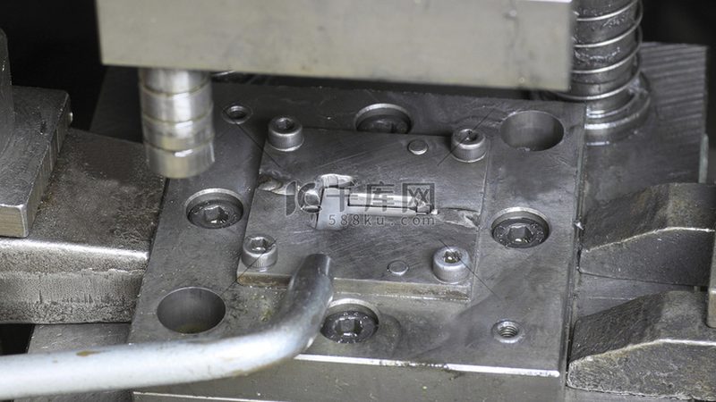 东莞压铸模具设计与制造：揭秘精密工艺背后的关键**