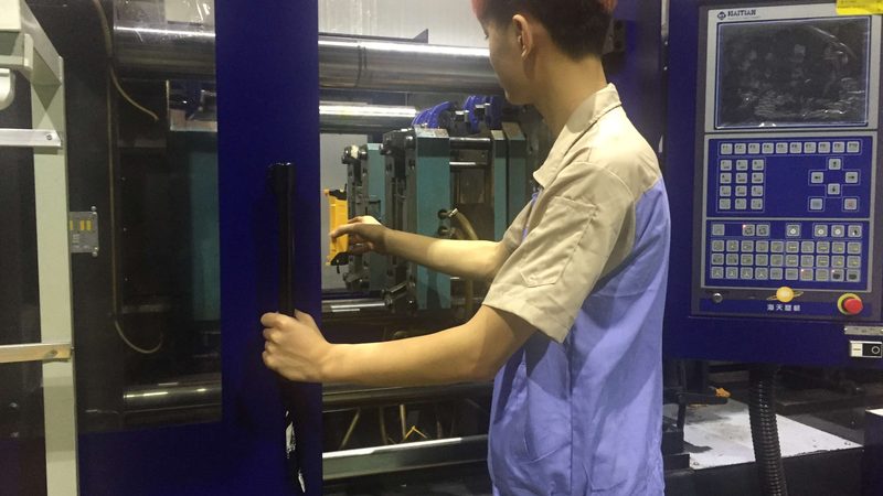 如何准确评估模具制造厂家的质量稳定性**